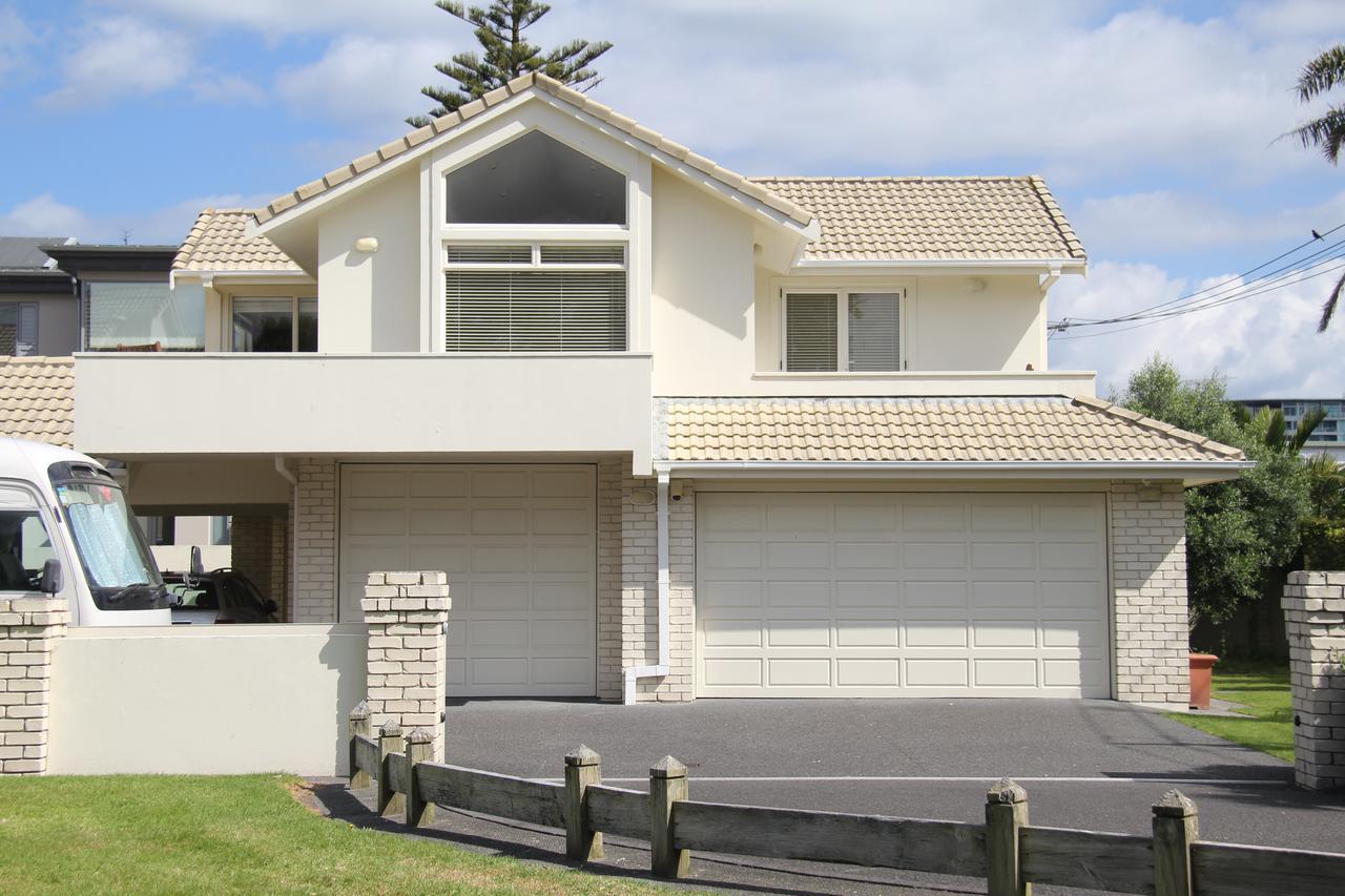 Orewa Beachfront Haven Exterior photo